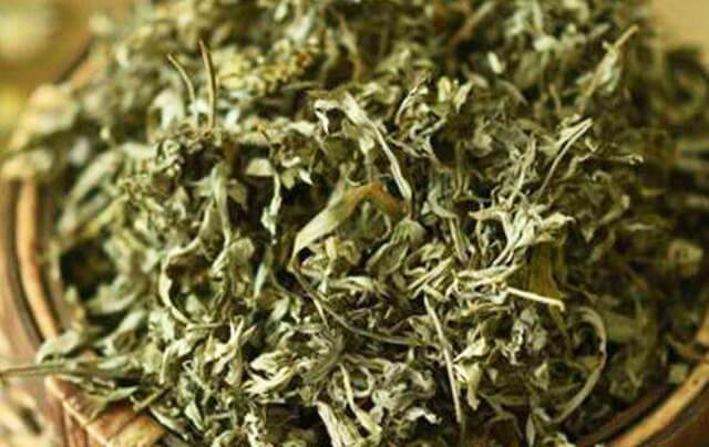 艾叶泡脚的功效