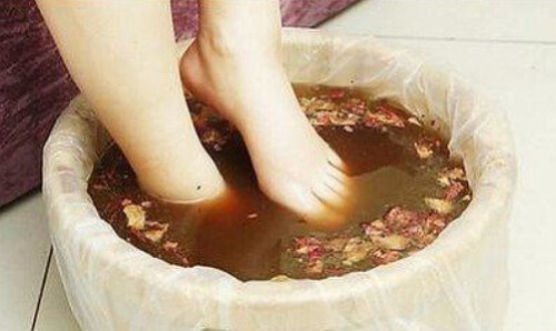花椒水泡脚不适宜人群